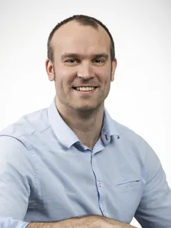 Dr. Joris Dendooven, Chirurgien de la hanche, Louvain bij European Hip Center — Hub Louvain